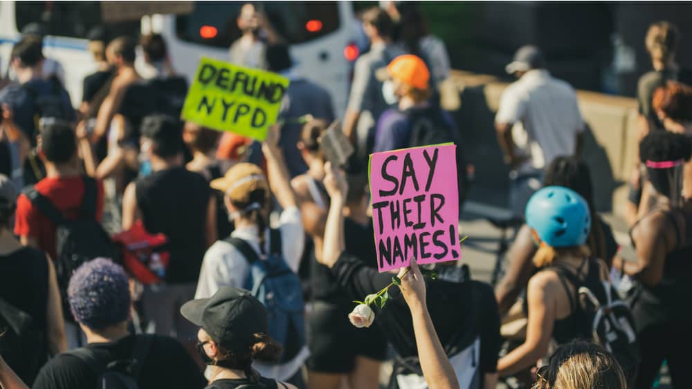 shutterstock_1753098575