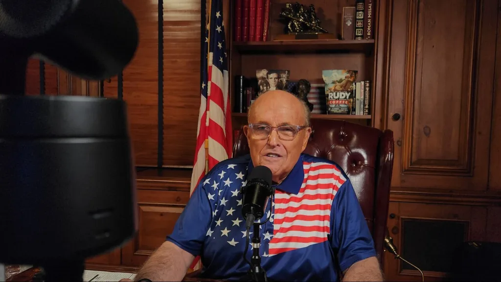 tp3-r-qr4e-small-americas-mayor-live-e422-hu